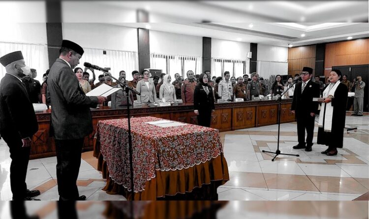 Lepas Atribut “Penjabat” (Pj), Misnohartaku Resmi Jadi Sekda Bartim
