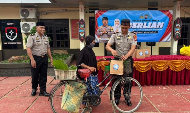 Polsek Dusteng Bagikan BERLIAN di Bulan Suci Ramadhan