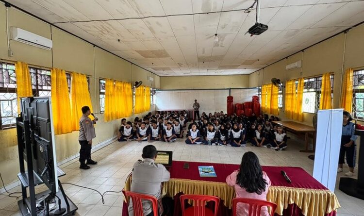 Polresta Palangka Raya Sambangi SMAN 6 untuk Sosialisasikan Penerimaan Terpadu Polri 2026