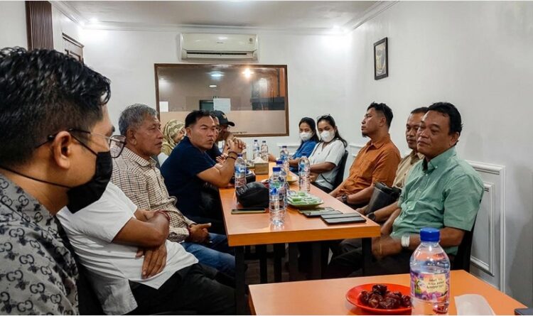 Antara Buka Puasa dan Konflik Lahan: Diplomasi Perusahaan di Tengah Bara Sebabi