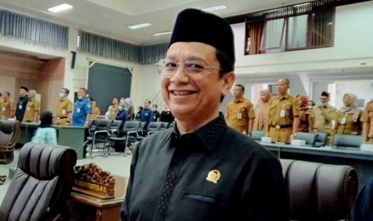DPRD Kabupaten Barito Utara Dorong Masyarakat Gunakan Masker Saat Kabut Asap Musim Kemarau