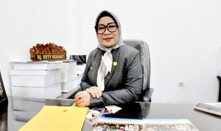Barito Utara Dorong Potensi Rotan ke Kerajinan Berkualitas Tinggi dengan Pelatihan UKM